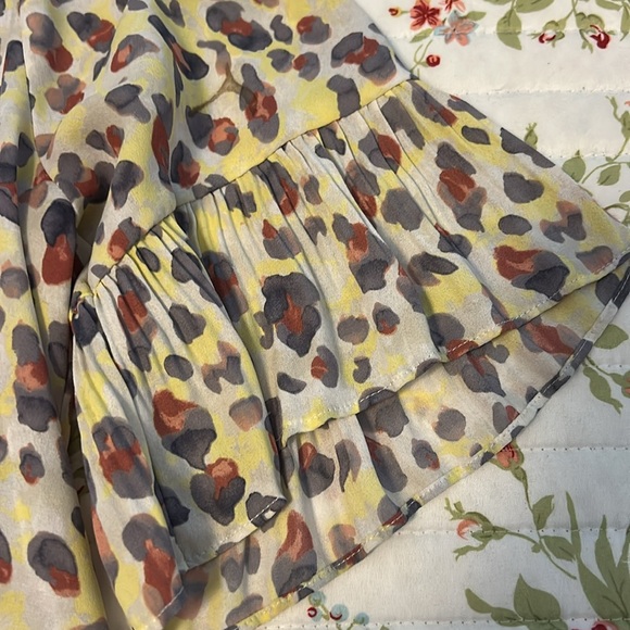 Bundle of Women’s Tops/shirts Size Medium - Picture 9 of 16